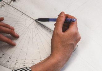 Modélisme d’habillement patronnage sur-mesure